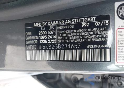 2016 Mercedes-Benz E 350 z USA, uszkodzony, nr VIN WDDHF5KB2GB234657